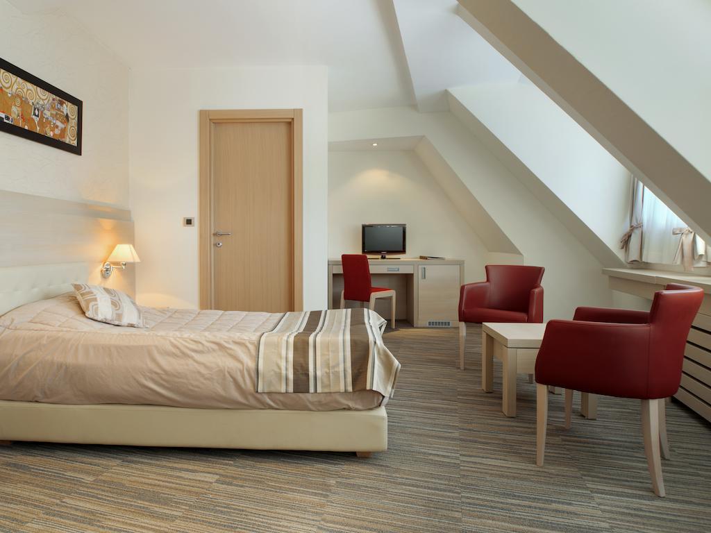 Hotel Angella Kopaonik Rum bild