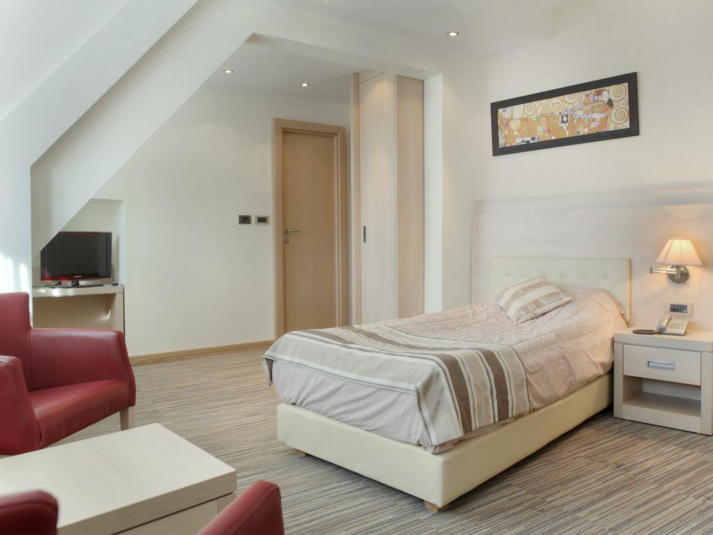 Hotel Angella Kopaonik Rum bild