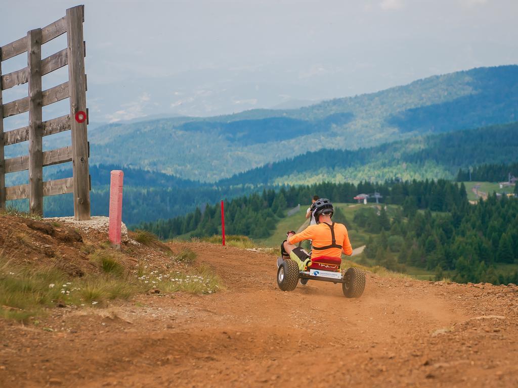 Hotel Angella Kopaonik Exteriör bild